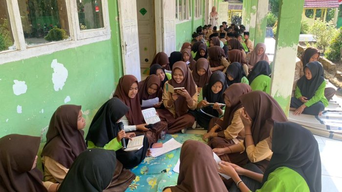 Yasinan Rutin MTsN 4 Merangin Perkuat Nilai Spiritual Siswa